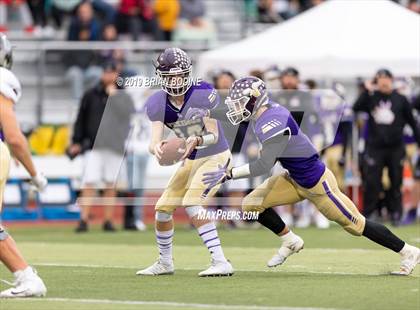 Thumbnail 1 in Union vs Lake Stevens (WIAA 4A Round 2) photogallery.