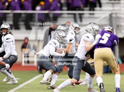 Thumbnail 1 in Union vs Lake Stevens (WIAA 4A Round 2) photogallery.