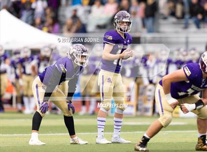 Thumbnail 2 in Union vs Lake Stevens (WIAA 4A Round 2) photogallery.
