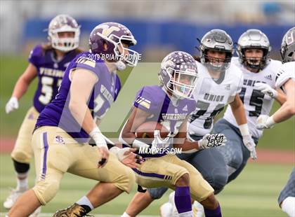Thumbnail 3 in Union vs Lake Stevens (WIAA 4A Round 2) photogallery.