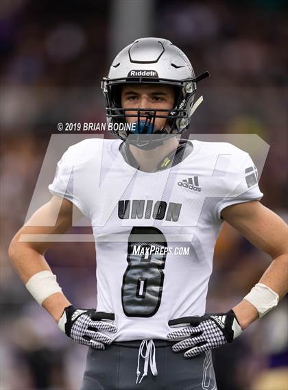 Thumbnail 3 in Union vs Lake Stevens (WIAA 4A Round 2) photogallery.