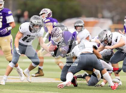 Thumbnail 1 in Union vs Lake Stevens (WIAA 4A Round 2) photogallery.