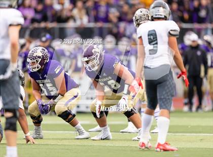 Thumbnail 2 in Union vs Lake Stevens (WIAA 4A Round 2) photogallery.