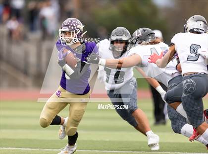 Thumbnail 2 in Union vs Lake Stevens (WIAA 4A Round 2) photogallery.
