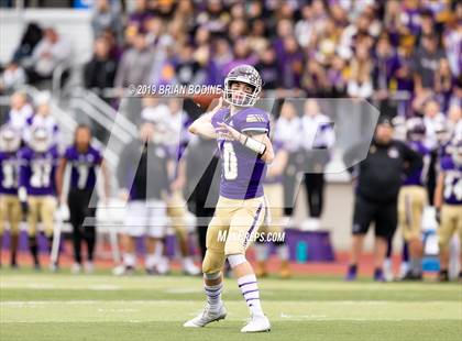 Thumbnail 2 in Union vs Lake Stevens (WIAA 4A Round 2) photogallery.