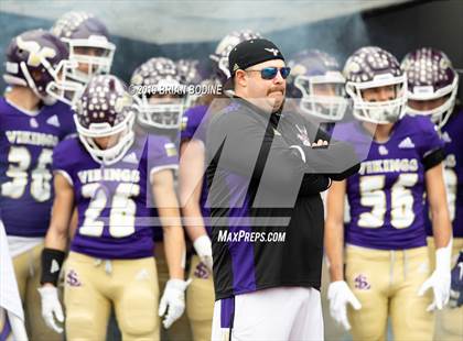 Thumbnail 2 in Union vs Lake Stevens (WIAA 4A Round 2) photogallery.