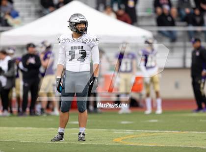 Thumbnail 3 in Union vs Lake Stevens (WIAA 4A Round 2) photogallery.