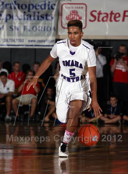 Thumbnail 3 in Long Beach Poly vs. Omaha Central (City of Palms Classic) photogallery.