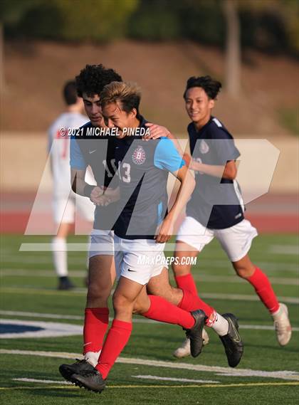Thumbnail 2 in Tesoro @ Beckman photogallery.