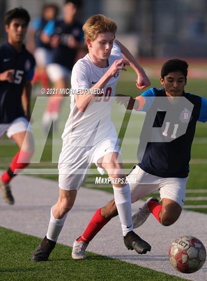 Thumbnail 2 in Tesoro @ Beckman photogallery.