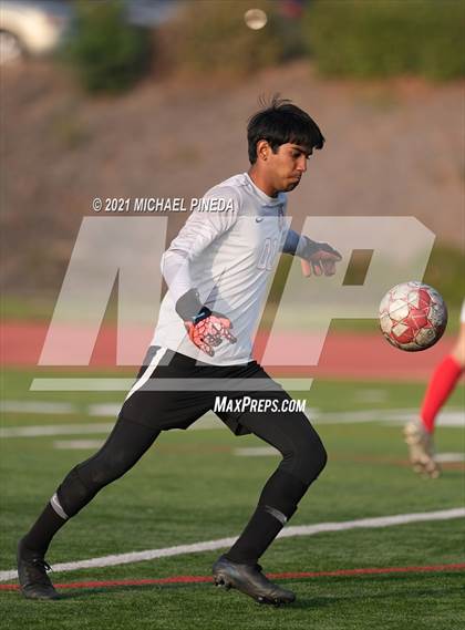 Thumbnail 2 in Tesoro @ Beckman photogallery.