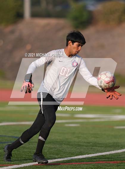 Thumbnail 1 in Tesoro @ Beckman photogallery.