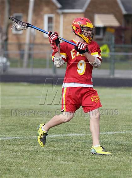 Thumbnail 3 in Williamsville East vs. Hamburg (Section 6 Class B Semifinal) photogallery.