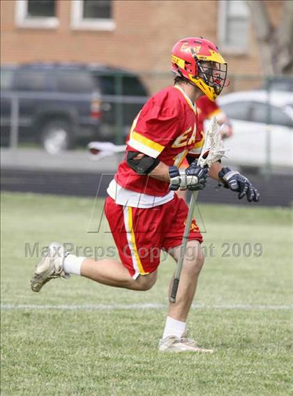 Thumbnail 1 in Williamsville East vs. Hamburg (Section 6 Class B Semifinal) photogallery.