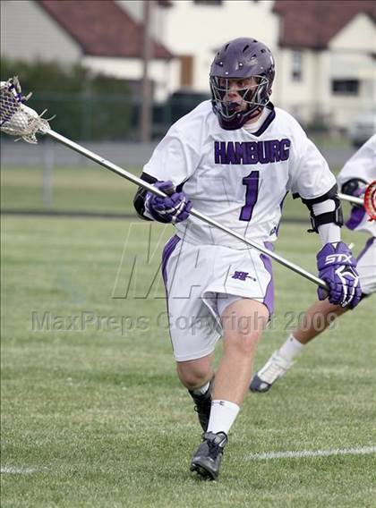 Thumbnail 2 in Williamsville East vs. Hamburg (Section 6 Class B Semifinal) photogallery.