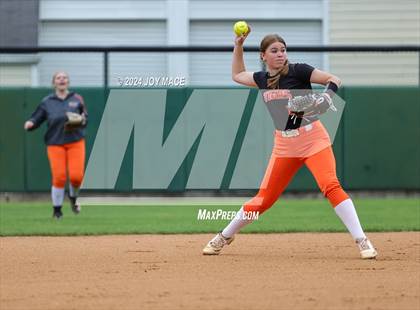 Thumbnail 1 in Logan Elm vs. Waverly photogallery.