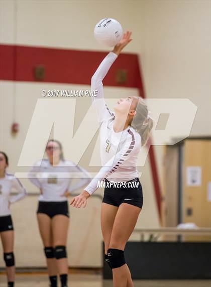 Thumbnail 2 in Monroe-Woodbury @ Kingston (Section 9 Class AA Semifinal) photogallery.