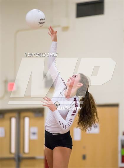Thumbnail 2 in Monroe-Woodbury @ Kingston (Section 9 Class AA Semifinal) photogallery.