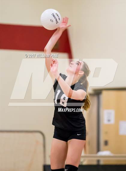 Thumbnail 2 in Monroe-Woodbury @ Kingston (Section 9 Class AA Semifinal) photogallery.