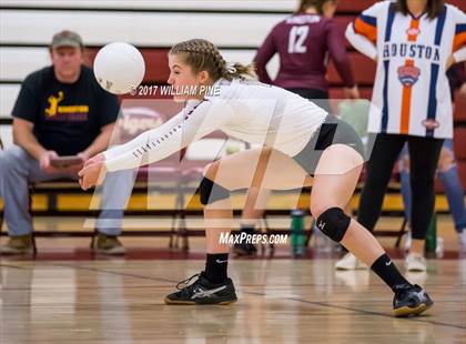 Thumbnail 1 in Monroe-Woodbury @ Kingston (Section 9 Class AA Semifinal) photogallery.