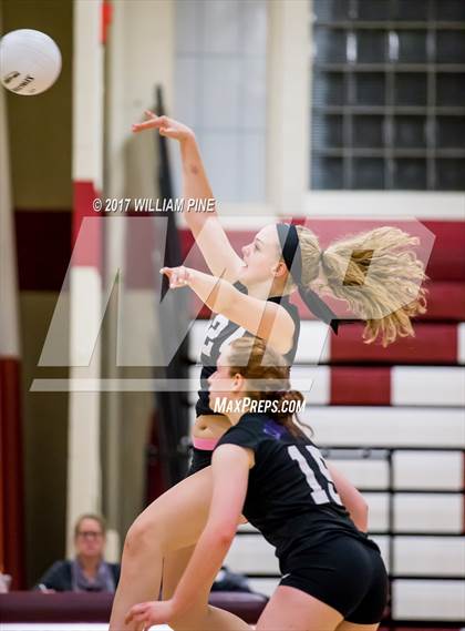Thumbnail 2 in Monroe-Woodbury @ Kingston (Section 9 Class AA Semifinal) photogallery.