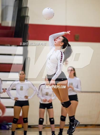 Thumbnail 2 in Monroe-Woodbury @ Kingston (Section 9 Class AA Semifinal) photogallery.