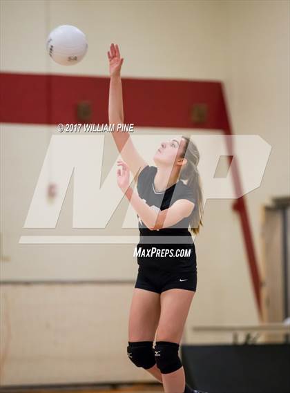 Thumbnail 3 in Monroe-Woodbury @ Kingston (Section 9 Class AA Semifinal) photogallery.