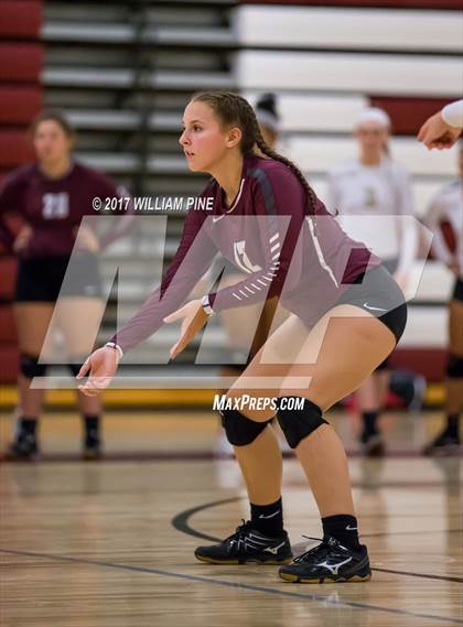 Thumbnail 2 in Monroe-Woodbury @ Kingston (Section 9 Class AA Semifinal) photogallery.