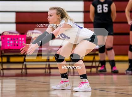 Thumbnail 2 in Monroe-Woodbury @ Kingston (Section 9 Class AA Semifinal) photogallery.