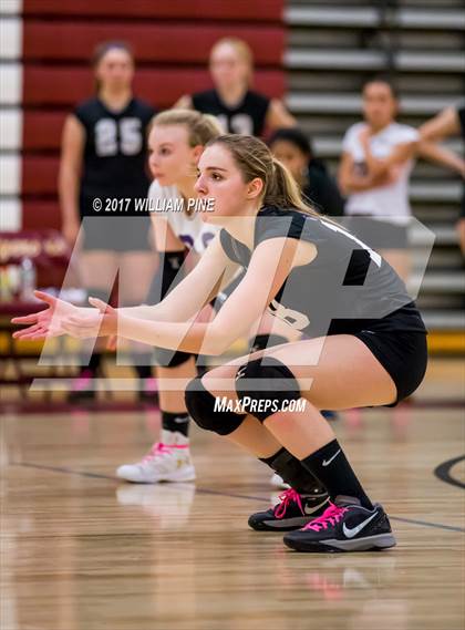 Thumbnail 2 in Monroe-Woodbury @ Kingston (Section 9 Class AA Semifinal) photogallery.