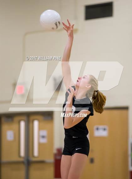 Thumbnail 2 in Monroe-Woodbury @ Kingston (Section 9 Class AA Semifinal) photogallery.
