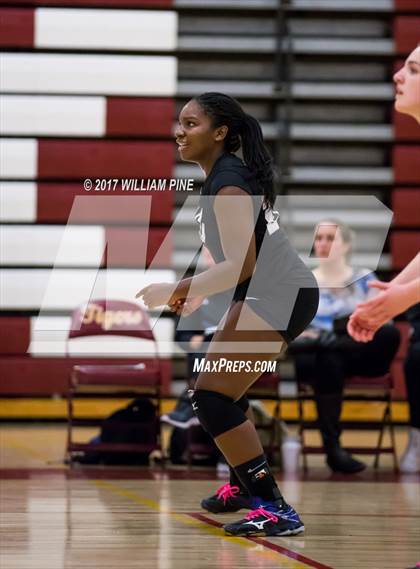 Thumbnail 2 in Monroe-Woodbury @ Kingston (Section 9 Class AA Semifinal) photogallery.
