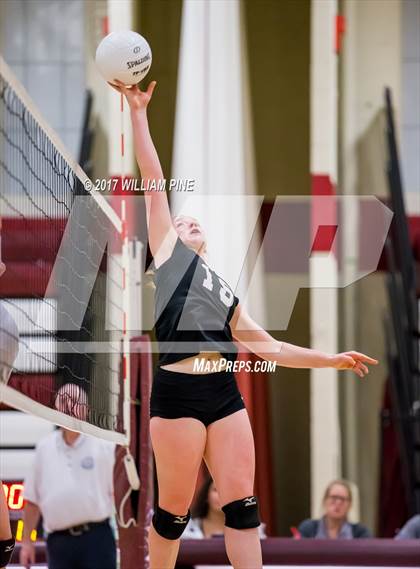 Thumbnail 2 in Monroe-Woodbury @ Kingston (Section 9 Class AA Semifinal) photogallery.