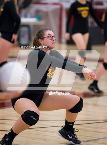 Thumbnail 3 in Monroe-Woodbury @ Kingston (Section 9 Class AA Semifinal) photogallery.