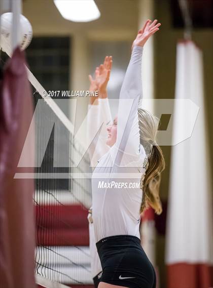 Thumbnail 1 in Monroe-Woodbury @ Kingston (Section 9 Class AA Semifinal) photogallery.