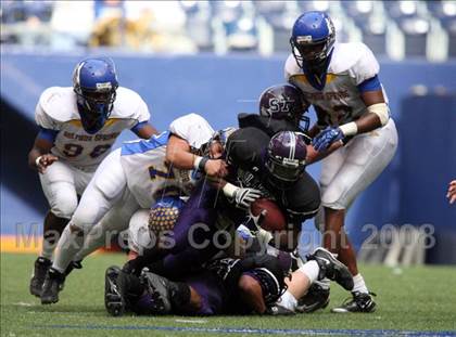 Thumbnail 2 in Everman vs. Sulphur Springs (Texas 4A D2 State Semifinal) photogallery.
