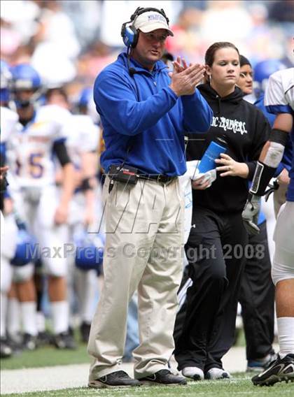 Thumbnail 1 in Everman vs. Sulphur Springs (Texas 4A D2 State Semifinal) photogallery.