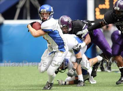 Thumbnail 3 in Everman vs. Sulphur Springs (Texas 4A D2 State Semifinal) photogallery.