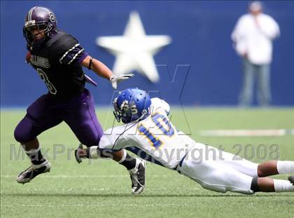 Thumbnail 3 in Everman vs. Sulphur Springs (Texas 4A D2 State Semifinal) photogallery.