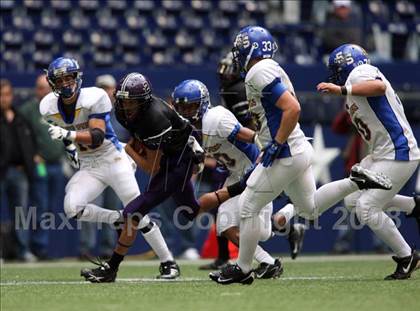 Thumbnail 3 in Everman vs. Sulphur Springs (Texas 4A D2 State Semifinal) photogallery.