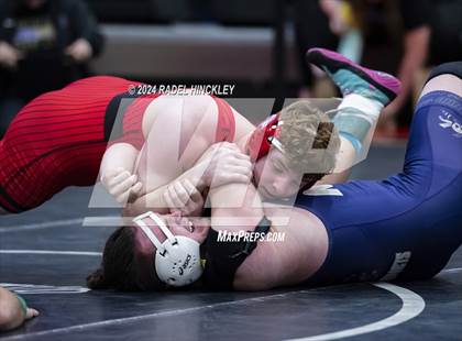 Thumbnail 1 in MSHSAA Class 4 District 4 Prelims photogallery.
