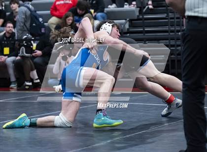 Thumbnail 3 in MSHSAA Class 4 District 4 Prelims photogallery.