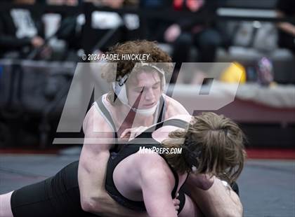 Thumbnail 3 in MSHSAA Class 4 District 4 Prelims photogallery.