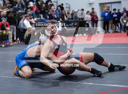 Thumbnail 2 in MSHSAA Class 4 District 4 Prelims photogallery.