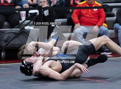 Thumbnail 3 in MSHSAA Class 4 District 4 Prelims photogallery.