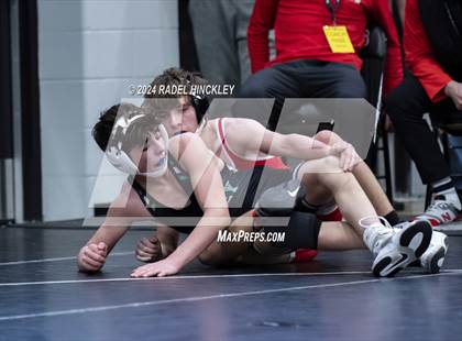 Thumbnail 1 in MSHSAA Class 4 District 4 Prelims photogallery.