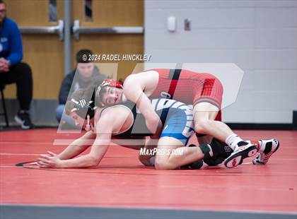 Thumbnail 2 in MSHSAA Class 4 District 4 Prelims photogallery.