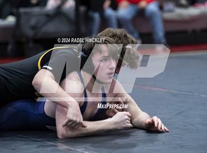 Thumbnail 3 in MSHSAA Class 4 District 4 Prelims photogallery.