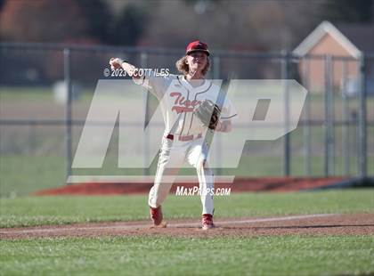 Thumbnail 1 in Amanda-Clearcreek @ Circleville photogallery.