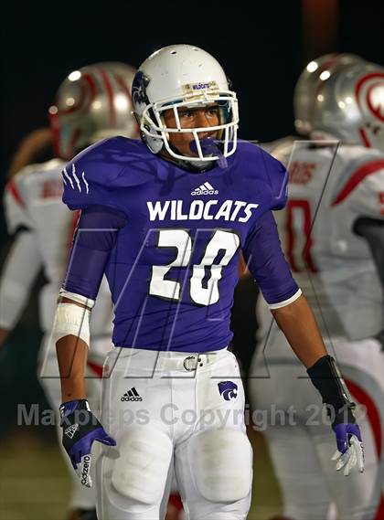 Thumbnail 2 in Lincoln vs. Franklin (CIF SJS D1 Playoffs) photogallery.